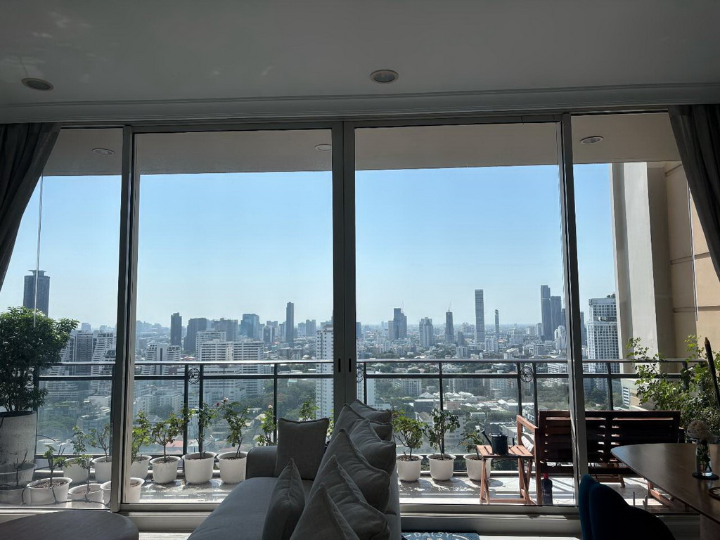 Royce Private Residence